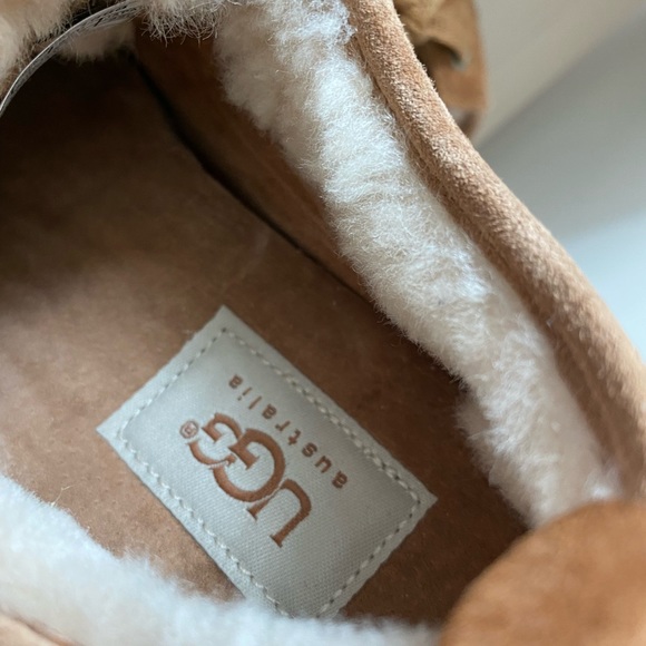 UGG sneakers - never wore - Picture 9 of 10